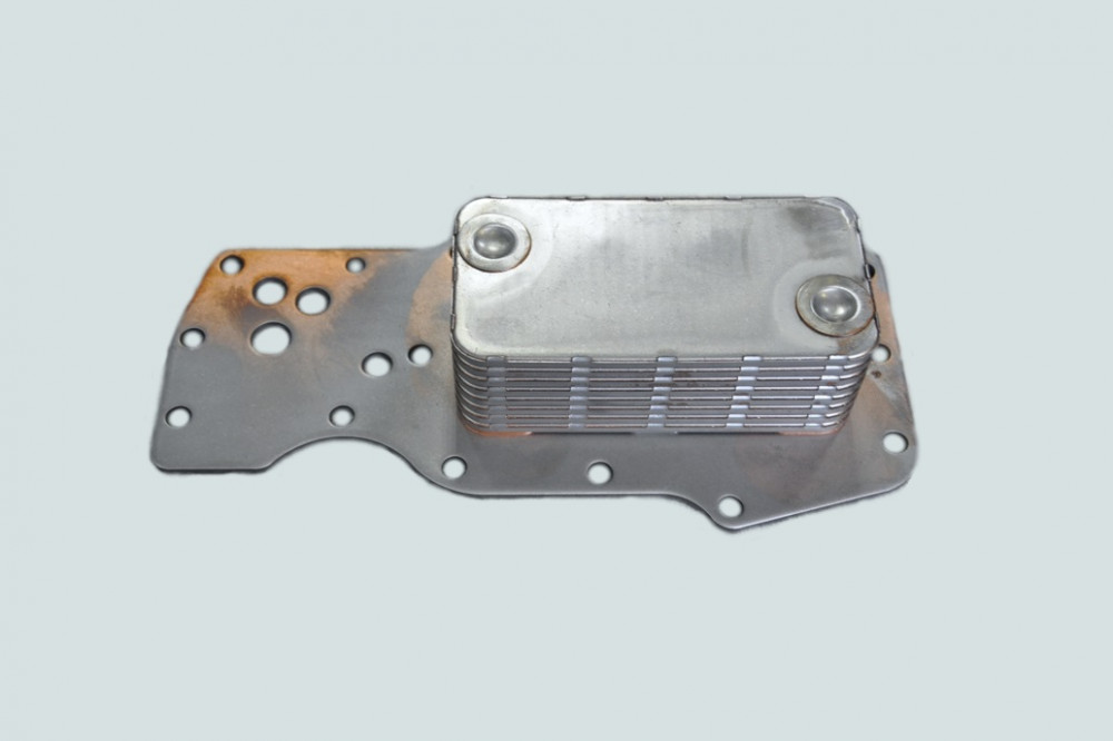 фото теплообменный элемент охладителя (isbe) dcec 3966395/3959031/4896407 3975818 