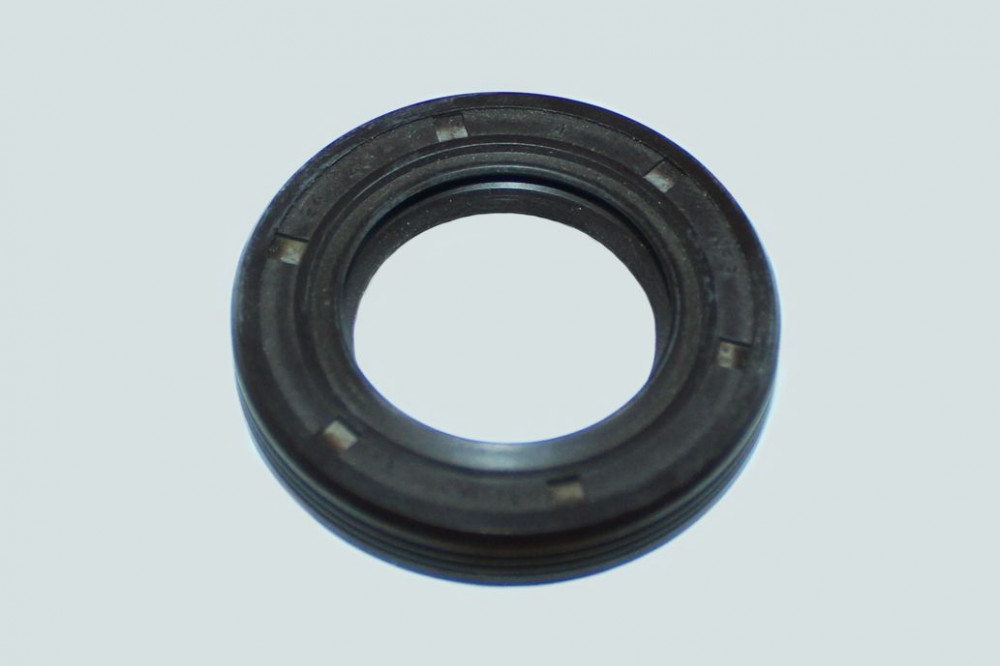 фото сальник масляного насоса (isf3.8) foton 4938765 