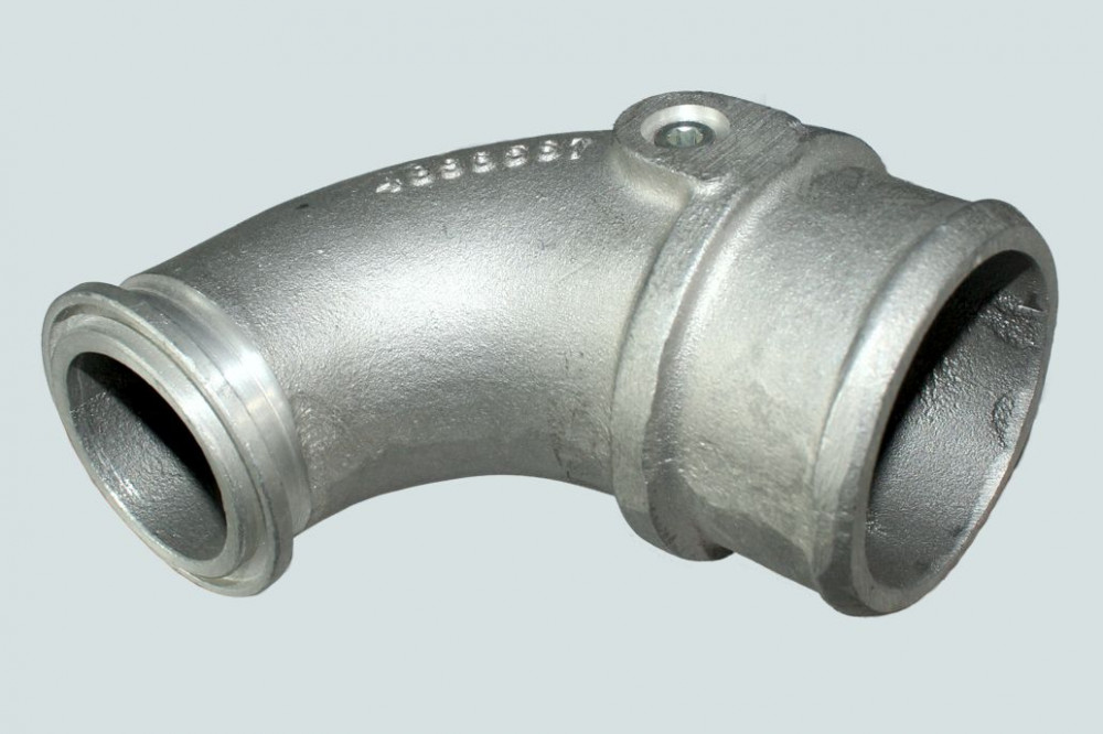 фото патрубок турбины угловой впуск.(isbe) dcec 4898587 